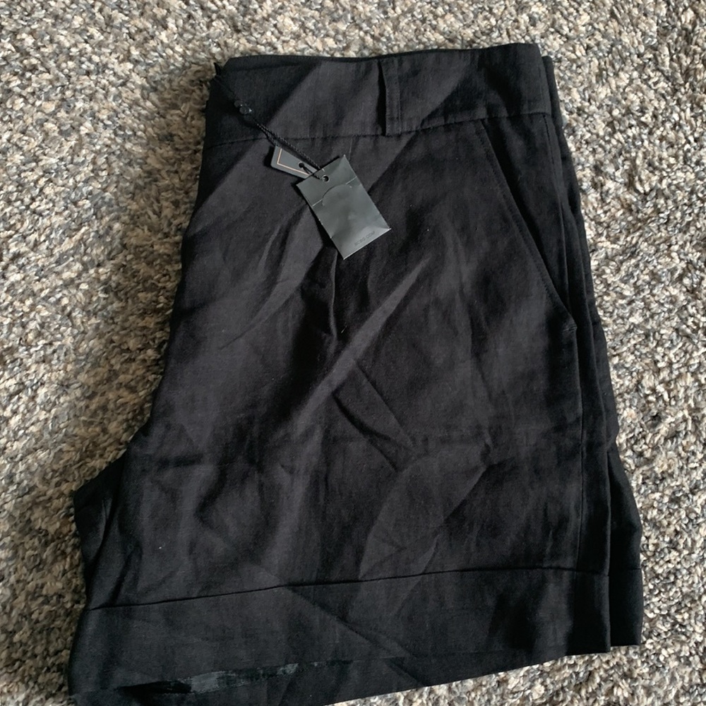 BCBG MaxAzria dressy shorts - Picture 4 of 4